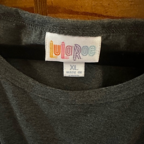 Irma Lularoe - Picture 3 of 3